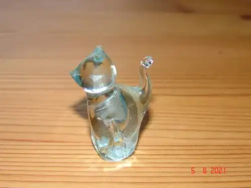 Miniatur Katze Glas massiv - hellblau transparent