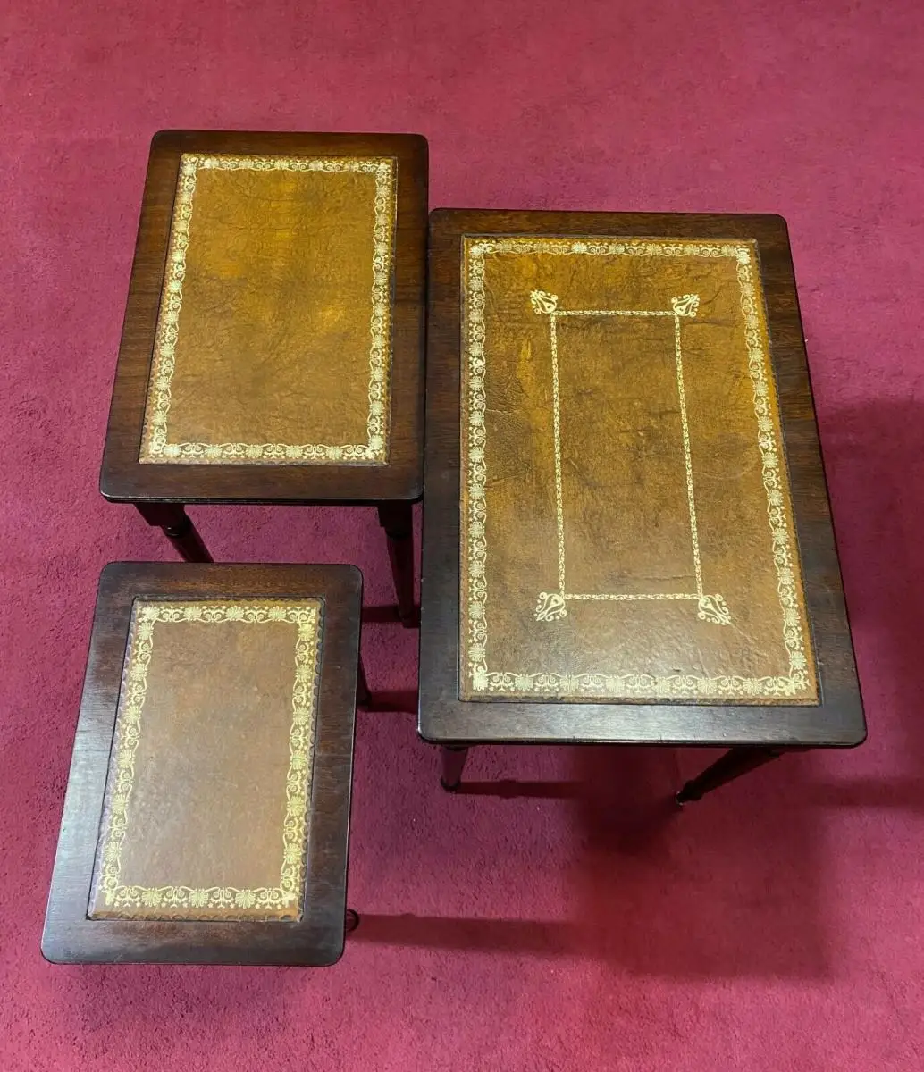 Englische Möbel Original Mahagoni Satz Tische Beistelltisch Set mit Leder 5