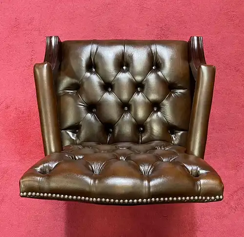 Englische Möbel Chesterfield Leder Stuhl mit ArmlehneLeder in Braun Herrenzimmer