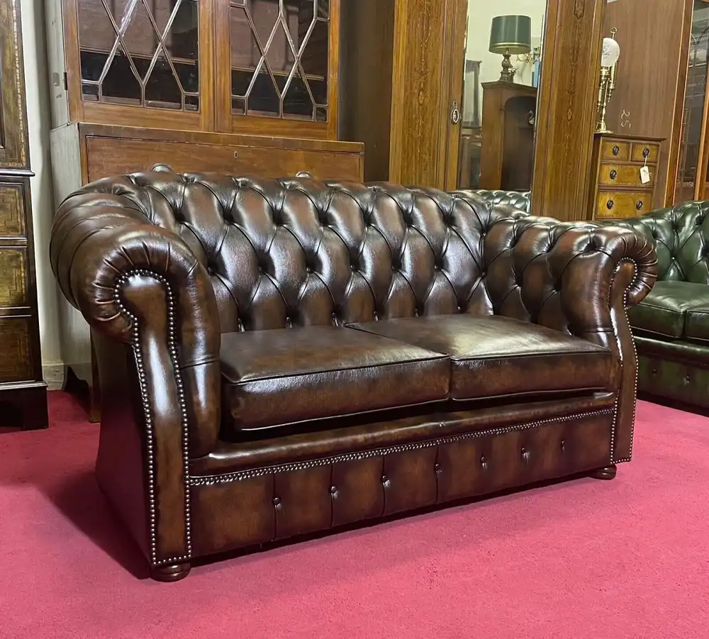 NEU Englische Möbel Chesterfield Sofa 2-Sitzer Antik Leder Büro Herrenzimmer UK 1
