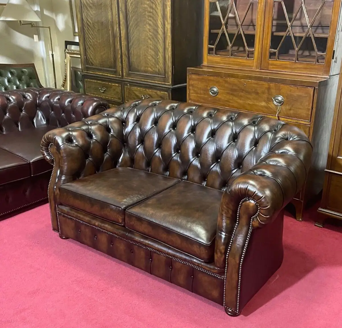 NEU Englische Möbel Chesterfield Sofa 2-Sitzer Antik Leder Büro Herrenzimmer UK 4