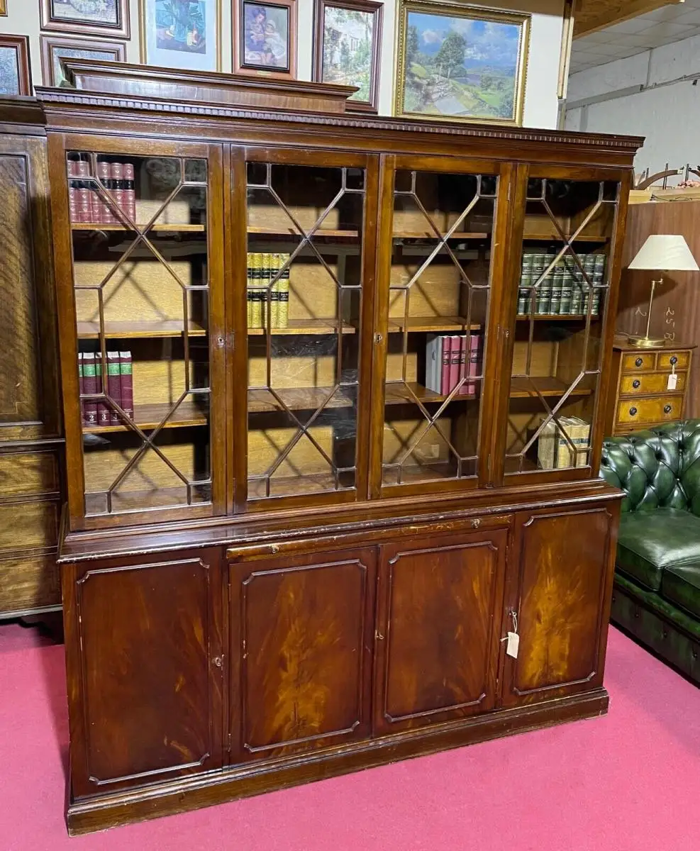 Englische Möbel original Stil Bücherschrank mit Leder Tablet Wohnzimmer England 3