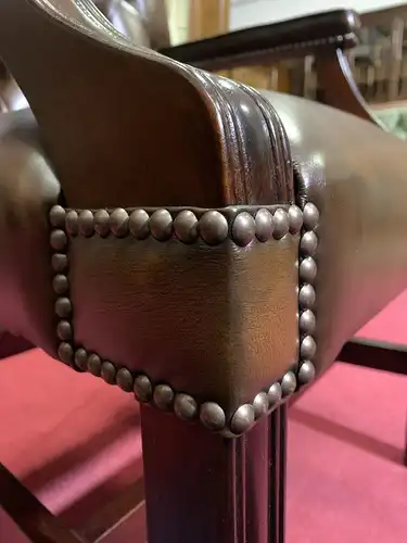 Englische Möbel Chesterfield Schreibtisch Stuhl mit Armlehne Antik Leder  1/2 UK