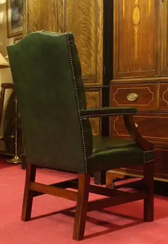 Englische Möbel Gainsborough Chesterfield Stuhl mit Armlehne Antik Leder grün UK