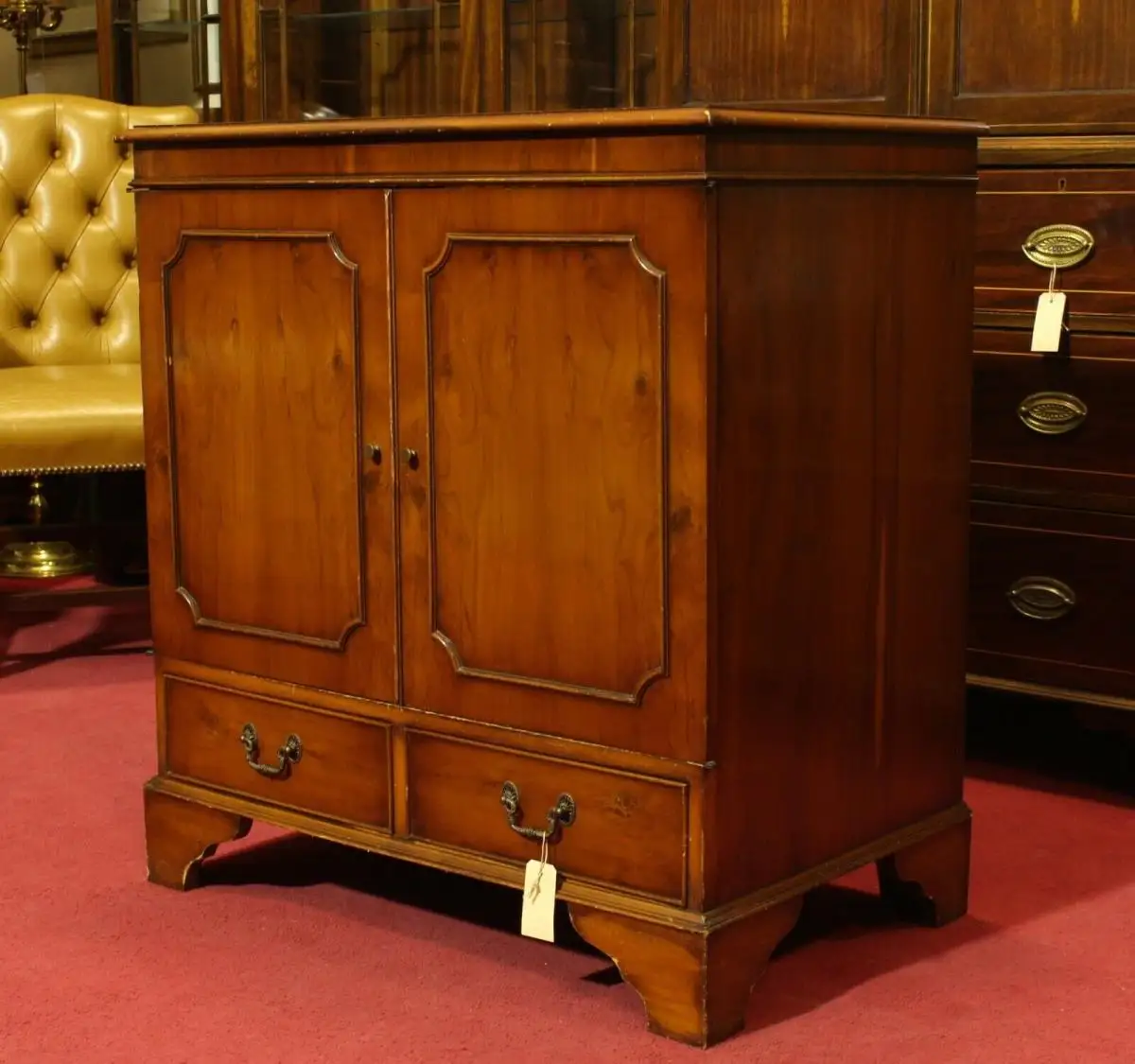 Englische Möbel Regency Highboard TV Kommode Eibe mit Tür Schubfächer Made in UK 2