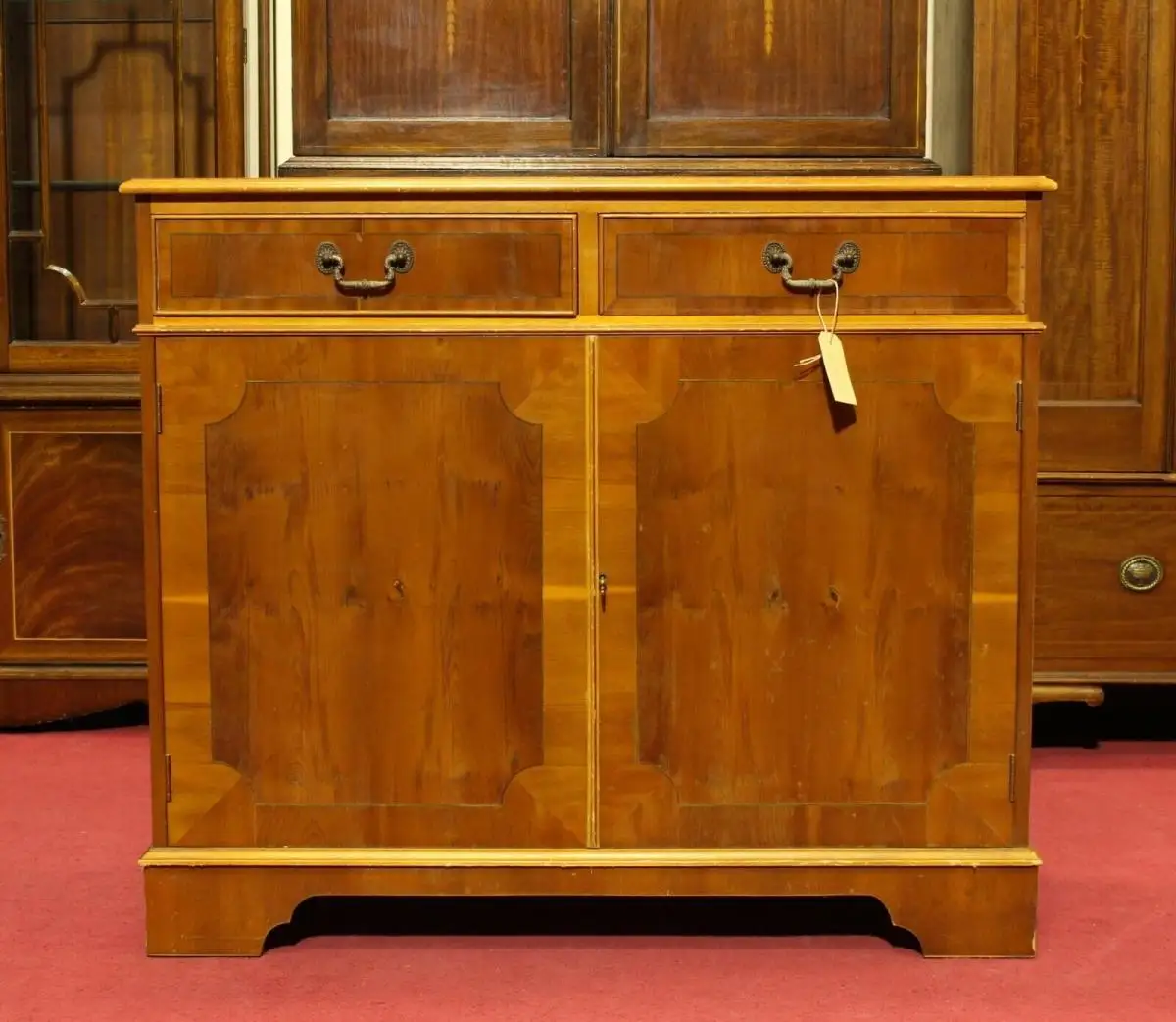 Englische Möbel Stil Regency Sideboard Kommode Eibe 2 Türen 2 Schubfach England 0