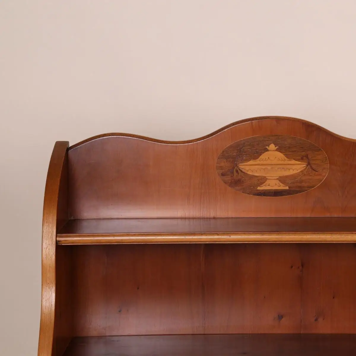 Englische Möbel original Bücherregal Eibe Highboard Bookcase Schubfach Intarsie 2