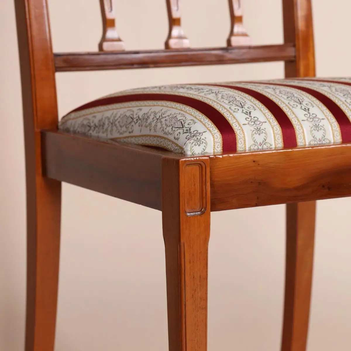 Englische Möbel Set von 4 Esszimmer Esstisch Mahagoni Stuhl Stühle Design UK 2