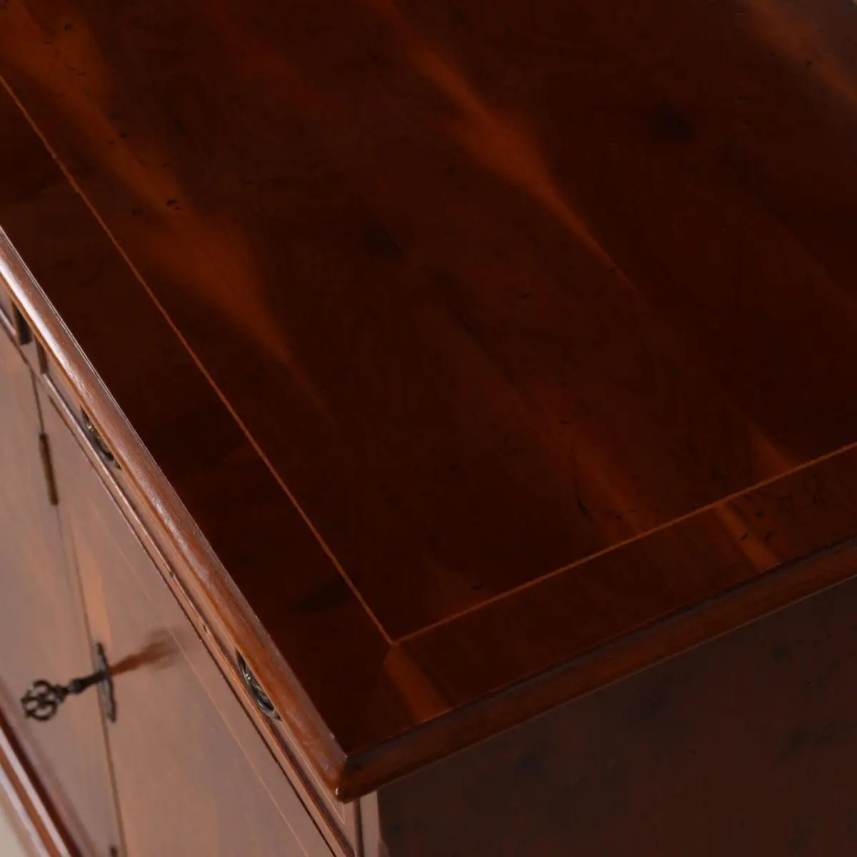 Englische Möbel Stilmöbel Sideboard Anrichte Mahagoni Intarsie Schubfächer 4