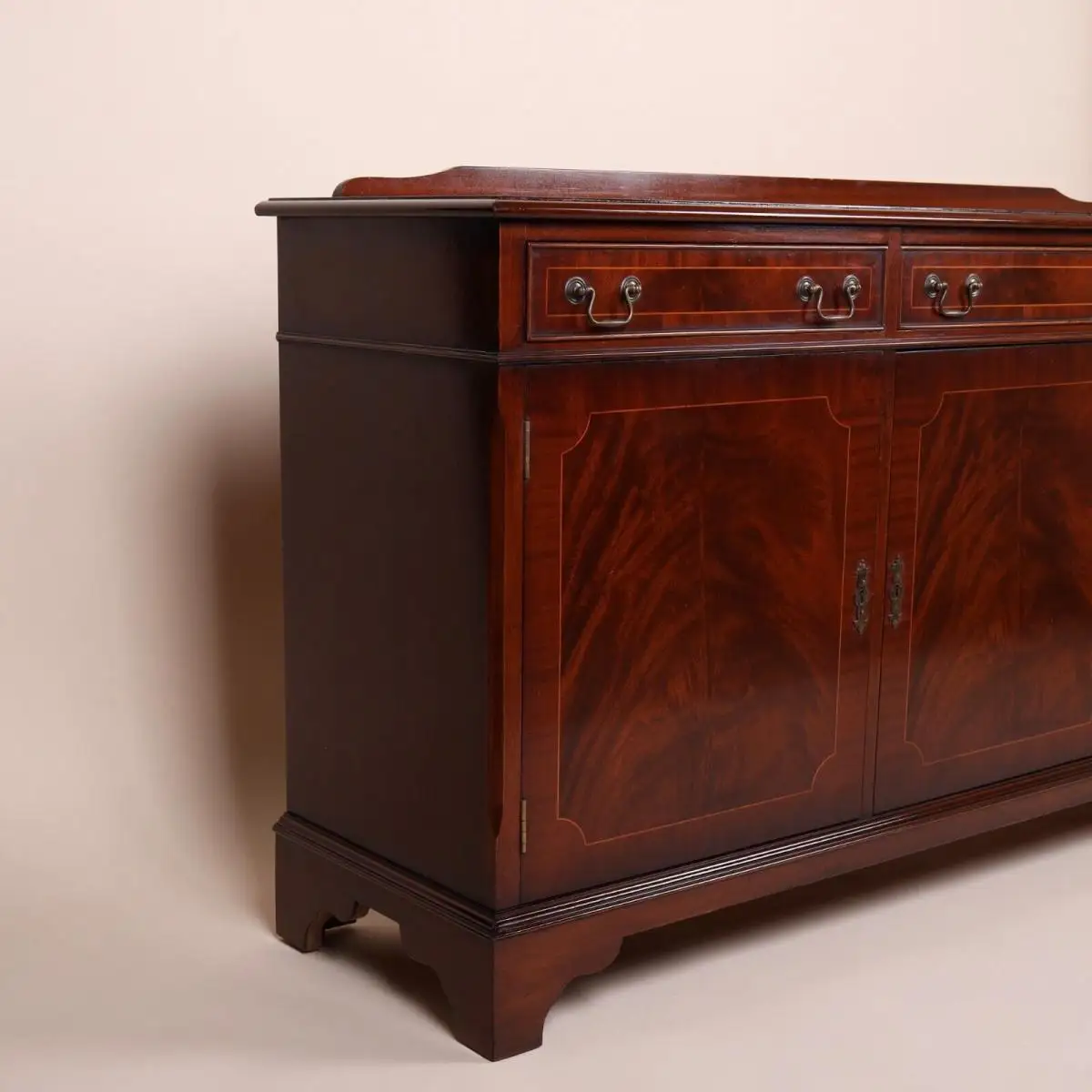 Englische Möbel Stilmöbel Mahagoni Sideboard Anrichte Intarsie Schubfächer UK 2