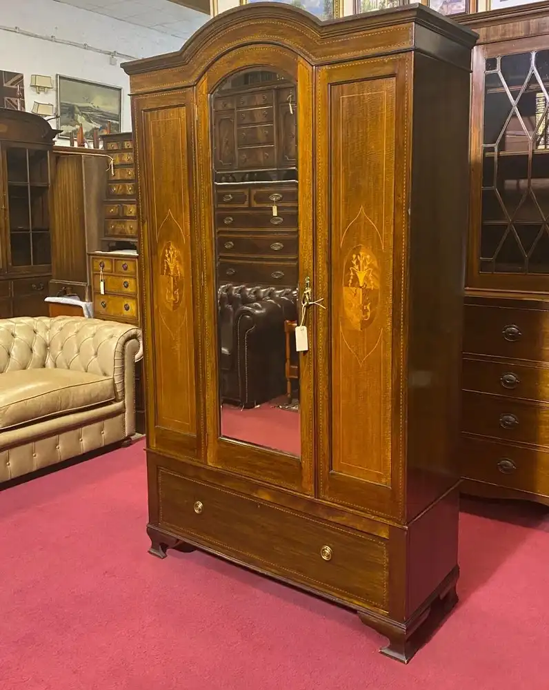 Englische Möbel Antik Schrank Kleider Dielenschrank Gentlemans Wardrobe England 1