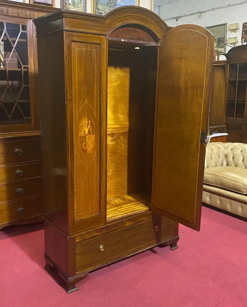 Englische Möbel Antik Schrank Kleider Dielenschrank Gentlemans Wardrobe England 4