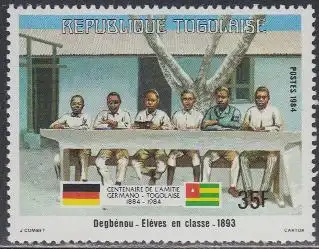 Togo Mi.Nr. 1681 100J. dt.-togol.Freundschaft, Schüler in Degbénou (35)