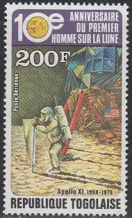 Togo Mi.Nr. 1396A Mondlandung 1969, Armstrong neben Mondfähre (200)