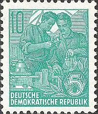 D,DDR Mi.Nr. 704B Freim. Fünfjahrespülan, Bdr. Wz. 3, gez. K 14 (10)