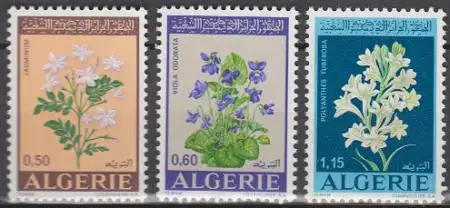 Algerien Mi.Nr. 589-91 Blumen, Jasmin - Märzveilchen - Tuberose (3 Werte)