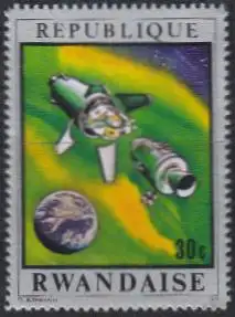 Ruanda Mi.Nr. 415A Mondflug Apollo 13, Landefähren-Ankopplung (30)