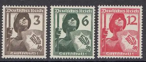 D,Dt.Reich Mi.Nr. 643-645 Luftschutz, Schildträger mit Helm, postfrischj