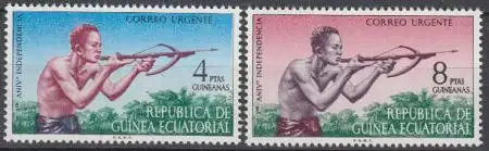 Äquatorialguinea Mi.Nr. 15-16 3Jahre Unabh. Einheimischer m.Armbrust (2 Werte)