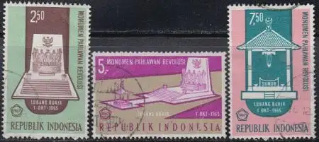 Indonesien Mi.Nr. 585-87 Denkmal Helden der Revolution 1965 (3 Werte)