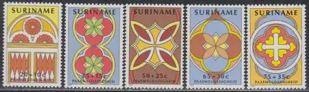 Surinam Mi.Nr. 978-82 Ostern, Kirchenfenster St. Peter und Paul (5 Werte)