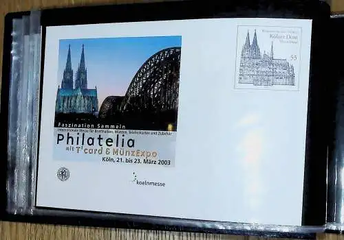 kleines FDC-Album mit 84 Ganzsachen-Umschlägern Bund, Frankturwert über 40 €