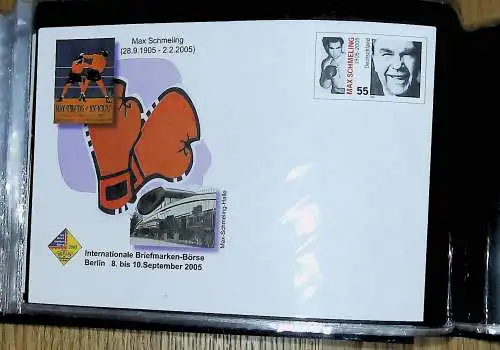 kleines FDC-Album mit 84 Ganzsachen-Umschlägern Bund, Frankturwert über 40 €