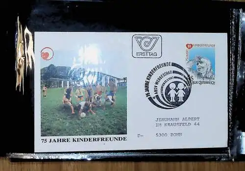 kleines FDC-Album mit 101 Belegen, fast nur Österreich FDC