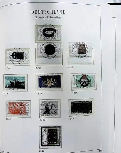 Vordruckblätter Bund mit Marken aus 1976-1995 (gest.) im Schraubbinder