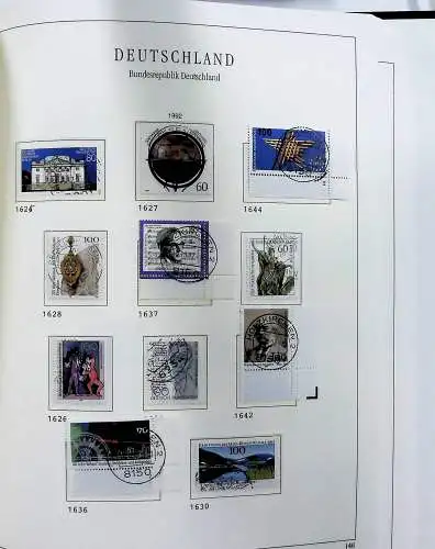 Vordruckblätter Bund mit Marken aus 1976-1995 (gest.) im Schraubbinder