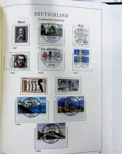 Vordruckblätter Bund mit Marken aus 1976-1995 (gest.) im Schraubbinder