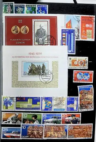 Sammlung DDR meist gestempelt aus den Jahren 1949 bis 1990