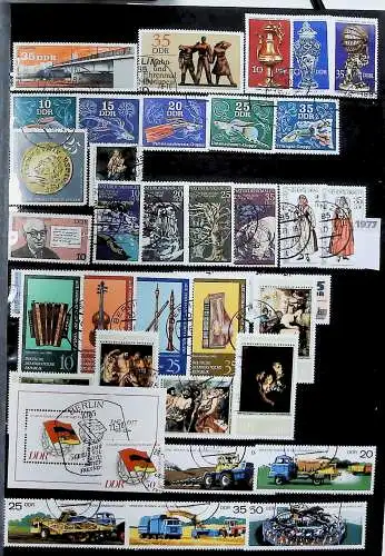 Sammlung DDR meist gestempelt aus den Jahren 1949 bis 1990