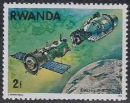 Ruanda Mi.Nr. 839A Raumfahrtunt. Apollo-Sojus, Apollo nähert sich Sojus (2)