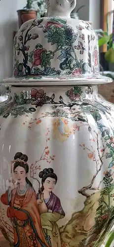 Chinesische Vintage Tempel Vase mit Foo Hund, 41 cms