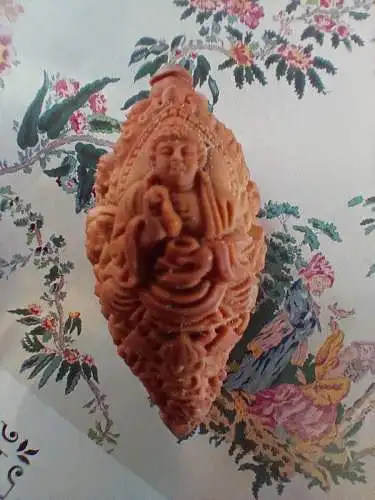 Antike chinesische Buddha Hediao-Nussperle, aufwendig geschnitzt