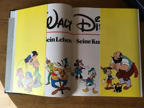 Christopher Finch: Walt Disney Sein Leben - Seine Kunst. 
