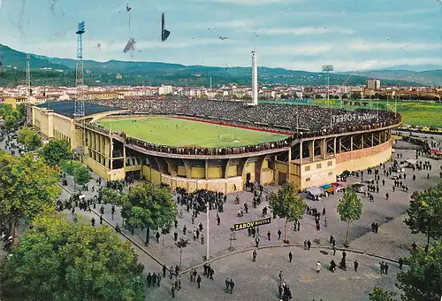 271 - Italien - Firenze , Florenz , Lo Statio , Stadion , Fussball - gelaufen