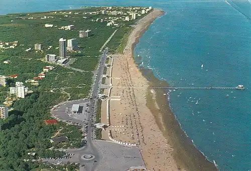 339 - Italien - Lignano , Luftansicht von Pineta aus gesehen - gelaufen 1964