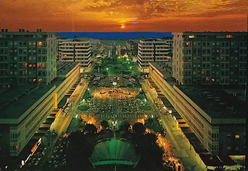 361 - Italien - Lignano , City , Stadt bei Nacht - gelaufen 1996