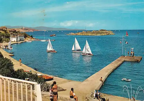 415 - Italien - Caprera , Sardinien , Club Mediterranee , Segelboot - gelaufen 1969
