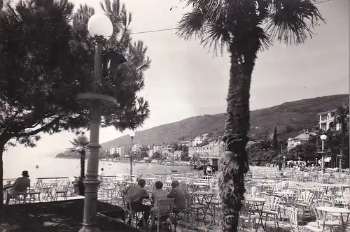 604 - Jugoslawien - Kroatien , Opatija , Bucht , Küste  - gelaufen