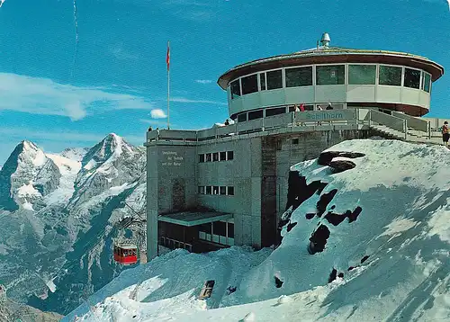 1146 - Schweiz - Suisse , Switzerland , Bern , Schilthornbahn , Gipfelstation Piz Gloria , Drehrestaurant , Eiger , Mönch , Schilthorn , Seilbahn - gelaufen 1975