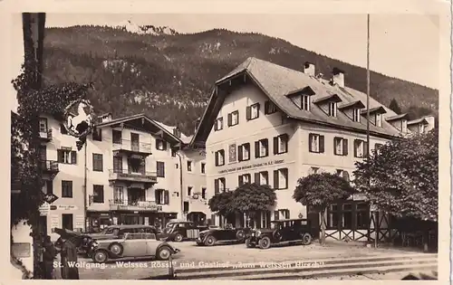 1967 - Österreich - Oberösterreich , St. Wolfgang im Salzkammergut , Weisses Rössl und Gasthof zum weissen Hirsch , Auto - gelaufen 1952