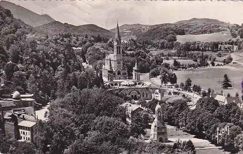2094 - Frankreich - Lourdes , Vue generale de la Basilique , Zensur , la censure - gelaufen 1951