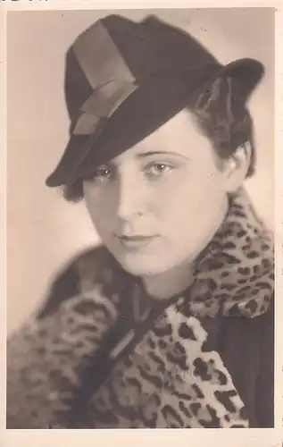 2608 - Österreich - Wien , Aufnahme Portrait einer Frau v. 1936