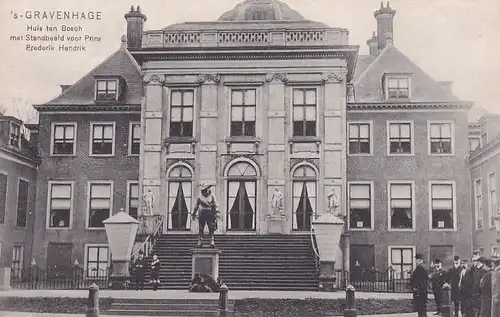 2944 - Holland - Gravenhage , Huis ten Bosch mei Standbeeld voor Prins Frederik Hendrik - nicht gelaufen