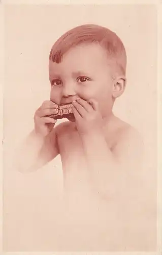 3382 -  - Abbildung Kind mit Mundharmonika - nicht gelaufen