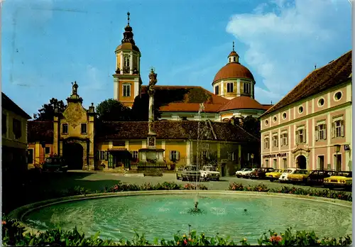 5149  - Steiermark , Pöllau , Hauptplatz mit Pfarrkirche - gelaufen 1981