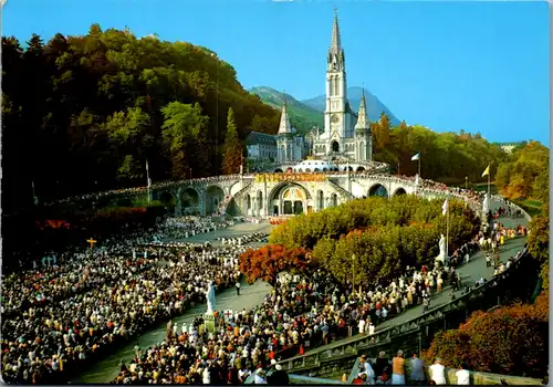 6192 - Frankreich - Lourdes , Les Malades assistant au Chemin de Croix , Die Kranken auf dem Kreuzweg - gelaufen 1992